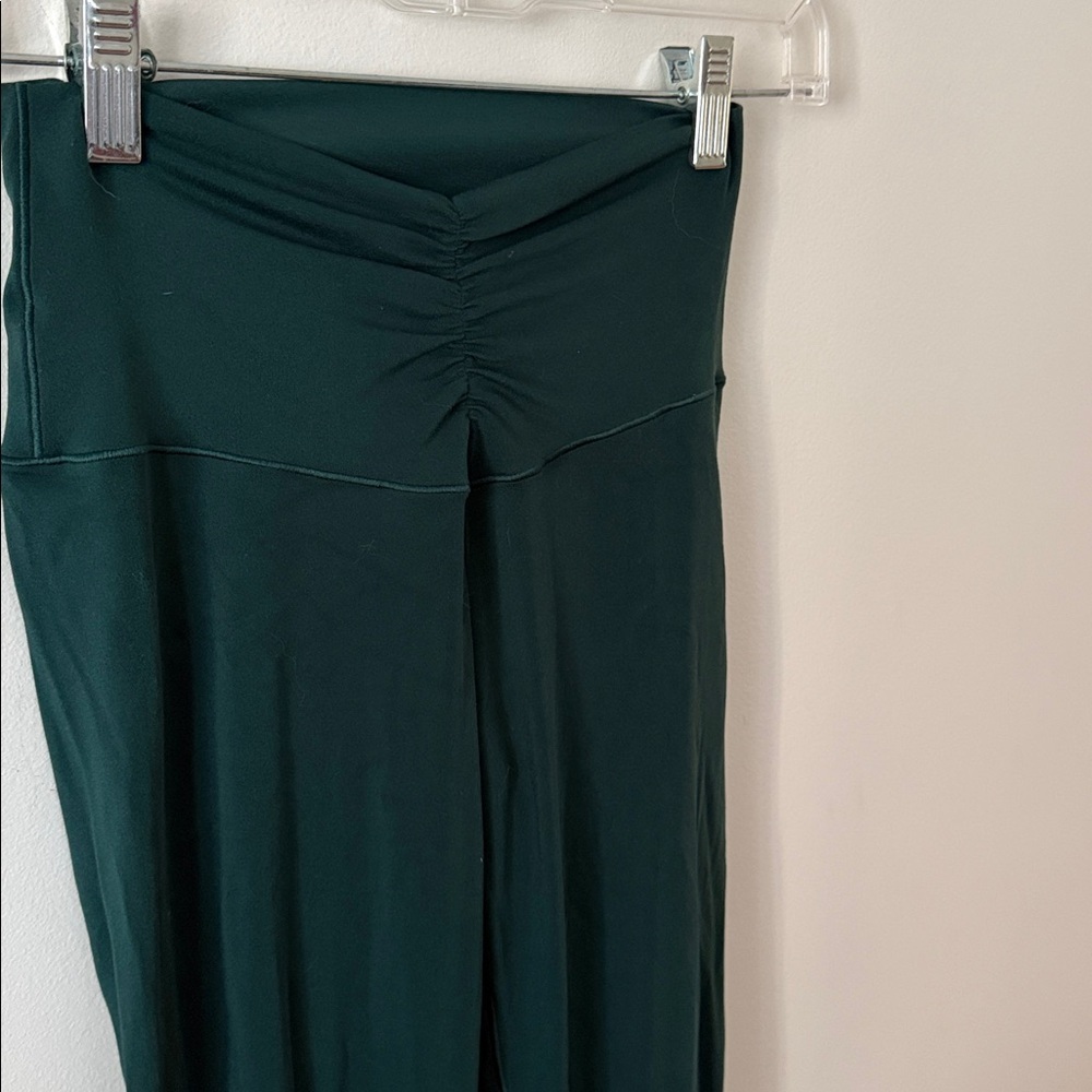 OFFLINE by Aerie Real Me High Waisted Ruched Flare Legging – Medium - Picture 5 of 8